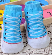 Load image into Gallery viewer, Non-slip rubber-soled socks